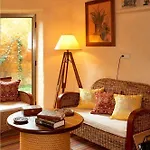 Barrull-costa Brava-emporda Bed & Breakfast 3*